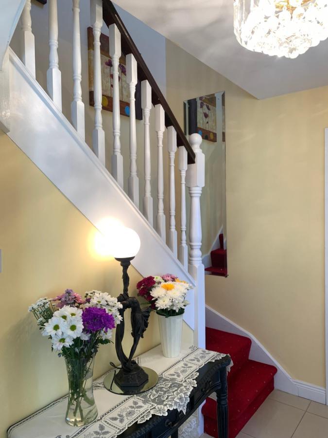 Seascape On The Edge Of Town: 4 Beds All Ensuite. بيل مولت المظهر الخارجي الصورة