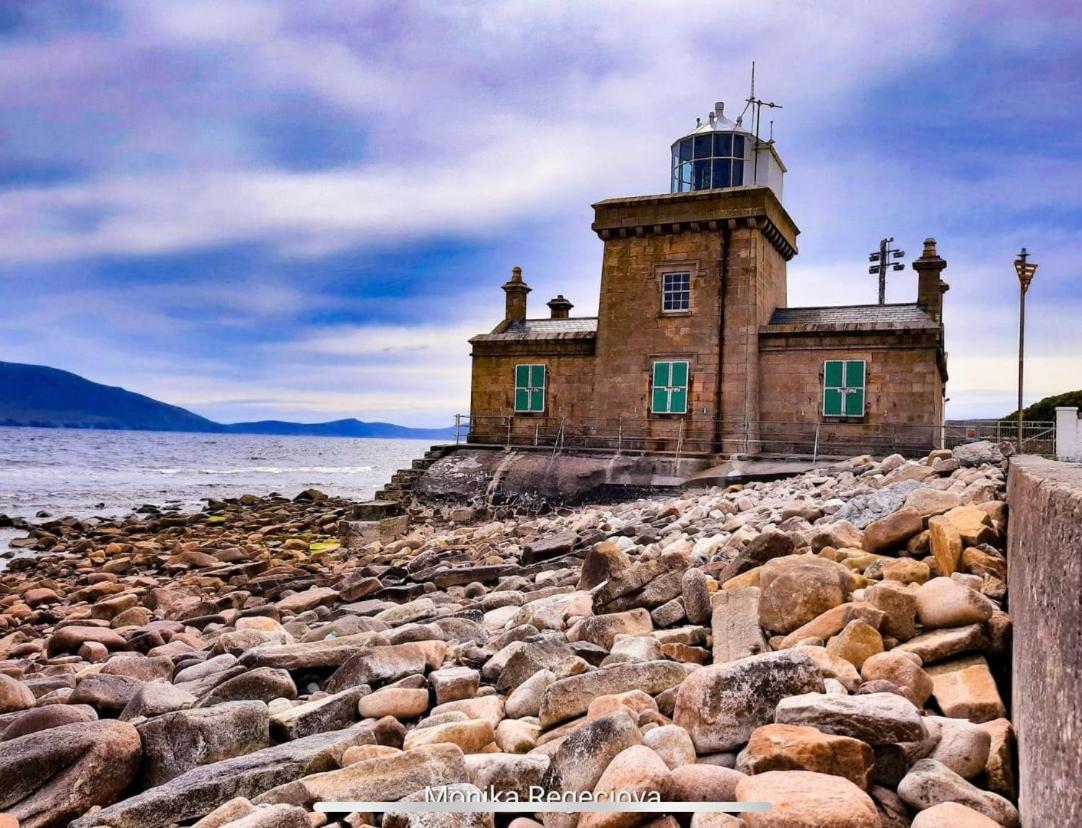 Seascape On The Edge Of Town: 4 Beds All Ensuite. بيل مولت المظهر الخارجي الصورة